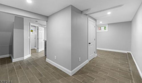 156 Barnert Ave, Paterson NJ  07512-1640 exterior