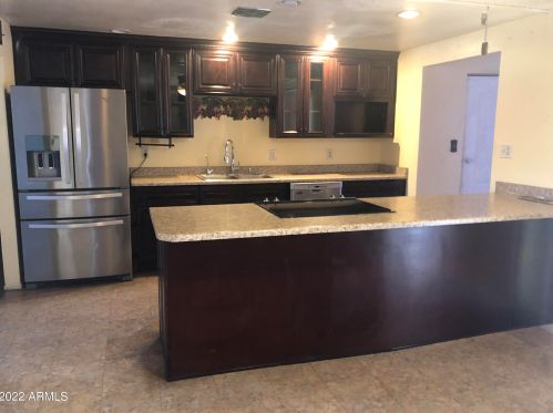 5910 Cypress St, Phoenix, AZ 85035-3539