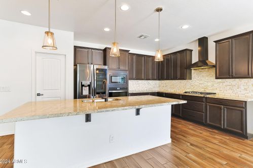 1391 Scorpio Pl, Chandler AZ  85249-5126 exterior