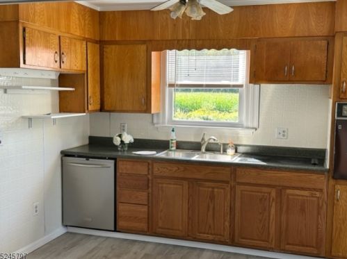 181 Petersburg Rd, Hackettstown NJ  07840-4906 exterior