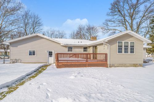 3660 Evaline Dr, Meskegon MI 49444-4133 exterior