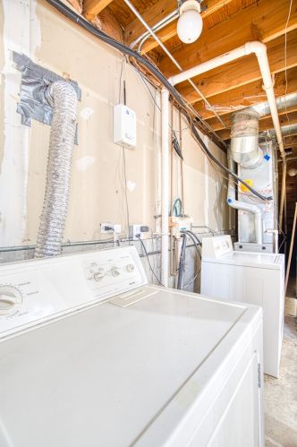 1502 Karlov Ave, Chicago IL 60651-1927 exterior