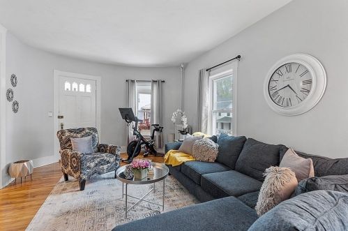 15 Isabella St, Worcester MA 01603-2122 exterior