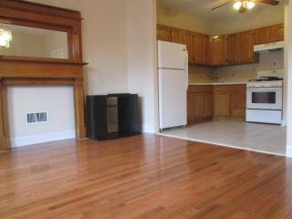 962 Saint Marks Ave, Brooklyn NY  11213-2003 exterior