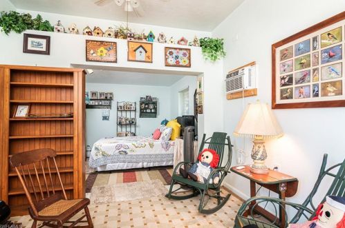 1363 Morningside Dr, Naples FL 34103-3313 exterior