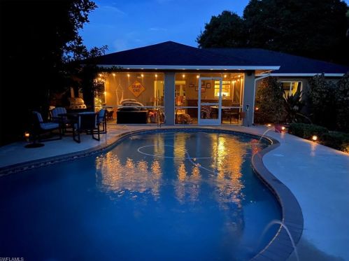 541 16 St, Naples FL 34117-9421 exterior