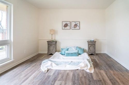 314 College Park Dr, Moon Twp PA  15108-2312 exterior