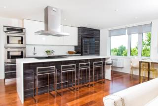 3800 City Ave, Philadelphia PA  19131-0037 exterior