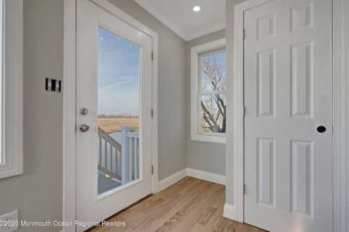 220 Bay Dr, Berkeley Township NJ 08721-3119 exterior