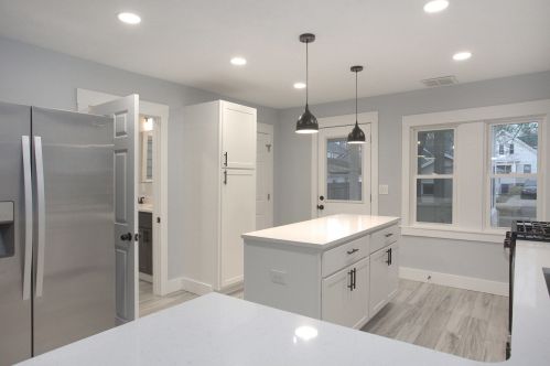 905 Courtney St, Grand Rapids MI 49504-3139 exterior