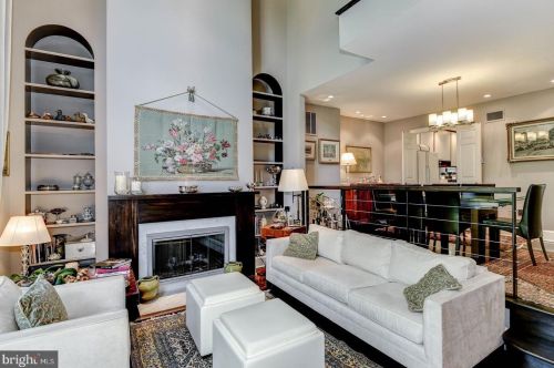 3919 Georgetown Ct, Washington DC  20007-2128 exterior