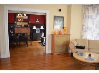 1242 Beacon St, Brookline MA  02446-3711 exterior