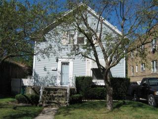 421 Raynor Ave, Joliet, IL 60436-2026