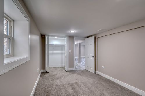 5527 Haddon Ave, Chicago IL  60651-2702 exterior