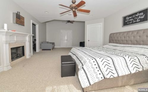 57 Boonton Ave, Kinnelon NJ  07405-2941 exterior