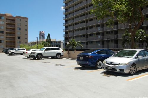 775 Kinalau Pl, Honolulu HI  96813-2612 exterior