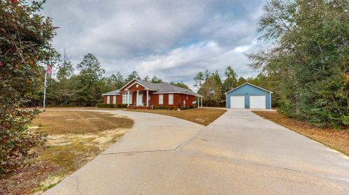 2183 Sunrise Rd, Defuniak Springs, FL 32433-4613
