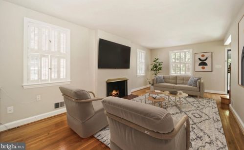 4828 Eastern Ave, Washington DC  20017-3129 exterior