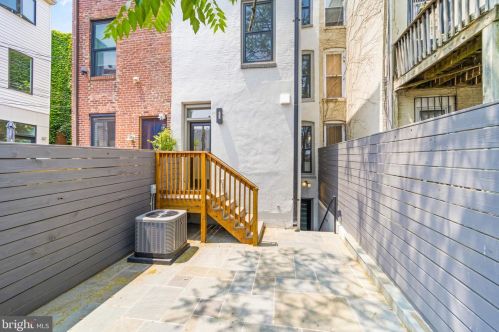 1905 4th St, Washington DC  20001-2305 exterior