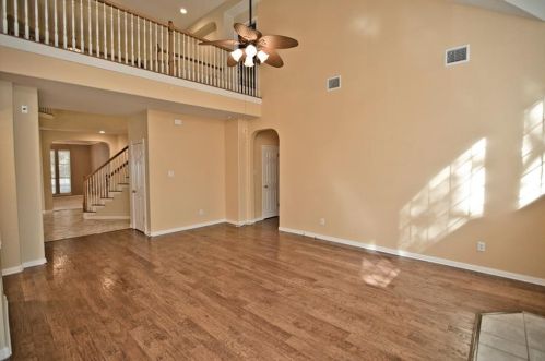 5419 Austral Loop, Austin TX  78739-1716 exterior