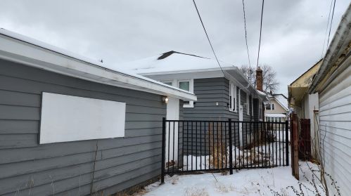 2945 36th St, Milwaukee WI  53210-1927 exterior