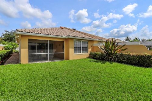 7520 Firenze Ln, Naples FL 34114-2657 exterior