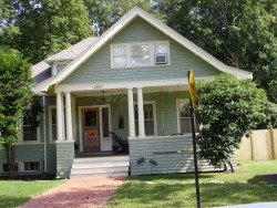 1887 Commonwealth Ave, Newton, MA 02466-2725