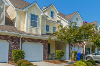 153 Dorothy Dr, Charleston, SC 29414-9198