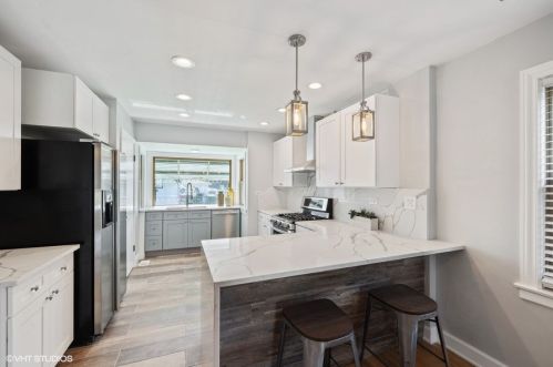 5416 Natchez Ave, Chicago IL  60638-2516 exterior