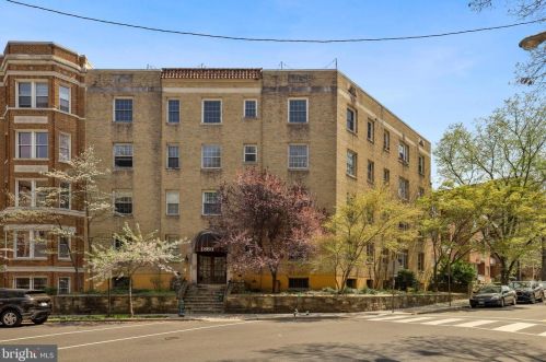 1860 Clydesdale Pl, Washington, DC 20009-2180