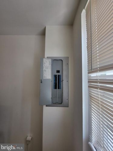 3535 8th St, Philadelphia PA 19140-4418 exterior