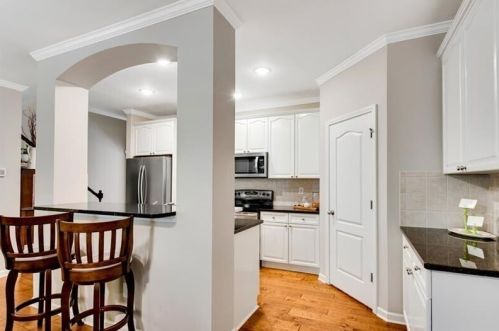 2399 Meadow Falls Ln, Duluth GA 30097-4086 exterior