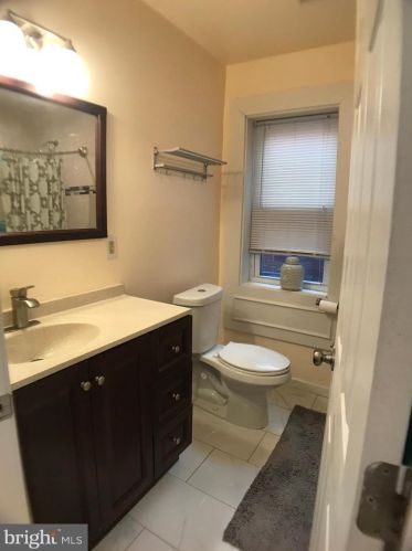 1606 Capitol St, Washington DC 20002-1012 exterior