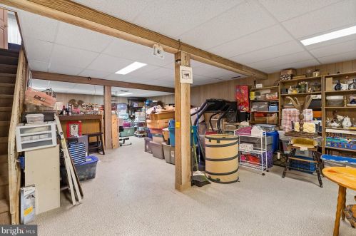 441 Moreland Rd, Huntingdon Valley PA 19006-7803 exterior