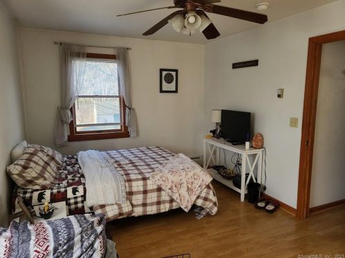 53 Carol Ave, Killingly CT 06239-4244 exterior