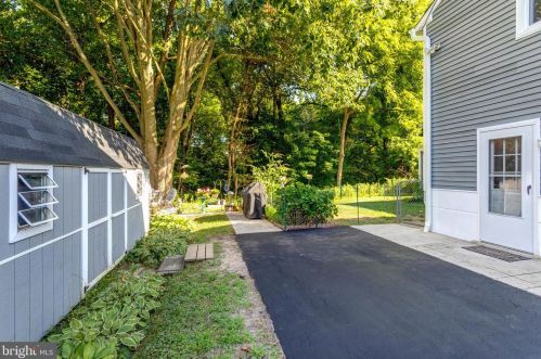 430 Gdn Ln, Chester PA exterior