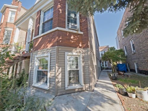 2711 Hamlin Ave, Chicago IL  60647-1011 exterior