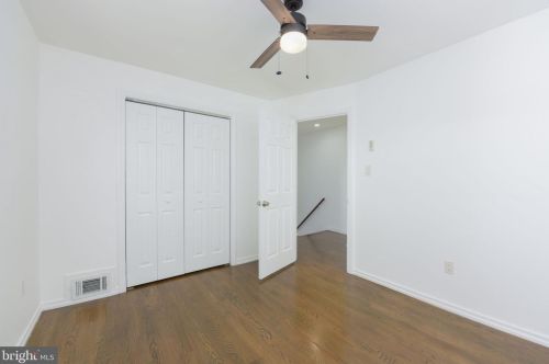 6916 Westhampton Dr, Alexandria VA 22307-1528 exterior