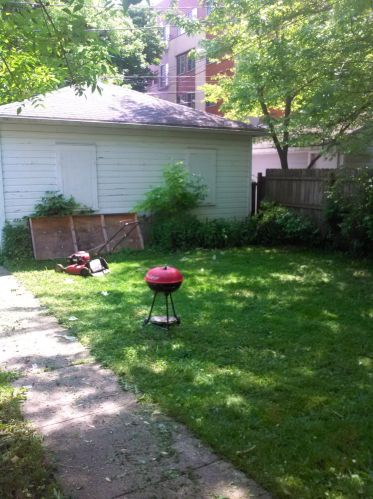 2732 Oakland Ave, Milwaukee, WI 53211-3533