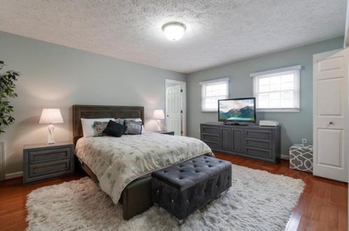 115 Newburn Dr, Pittsburgh PA 15216-1213 exterior