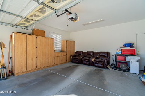 2334 Carter Rd, Phoenix AZ 85041-6057 exterior