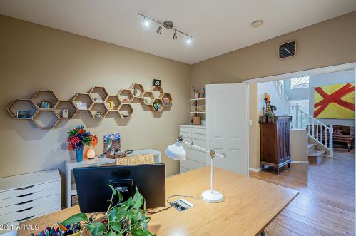 16026 10 St, Phoenix AZ 85086-0911 exterior