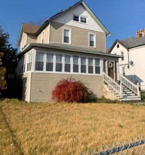 642 Lotus Ave, Chicago, IL 60644-5052