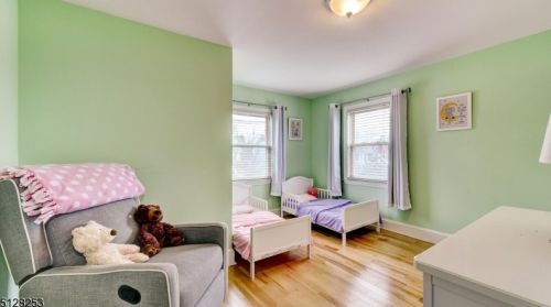 59 Mountainview Ave, Nutley NJ 07110-2233 exterior