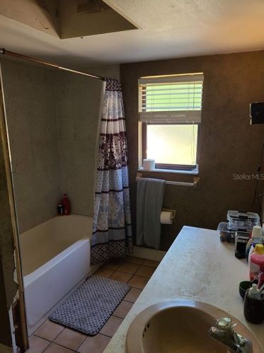 12504 Twin Br Acres Rd, Tampa FL 33626-4423 exterior