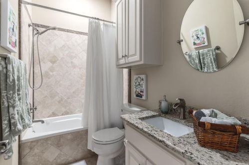 103 Costa Bella Cv, Austin TX exterior