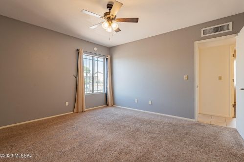 4801 Red Wolf Dr, Tucson AZ  85742-8825 exterior