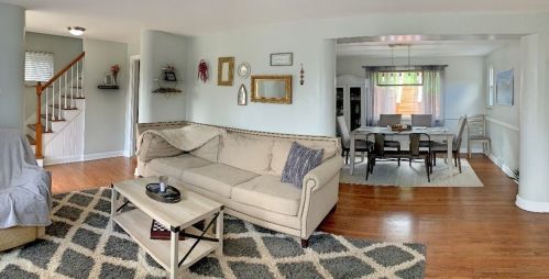 334 Caryl Dr, Pittsburgh PA  15236-4425 exterior