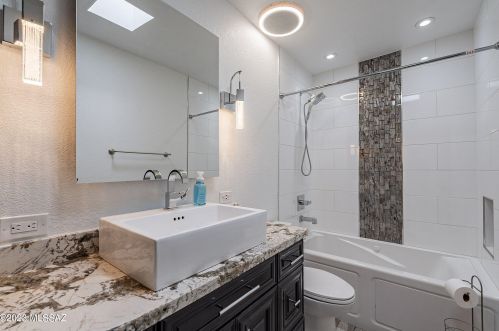 9814 1st St, Tucson AZ  85748-1950 exterior