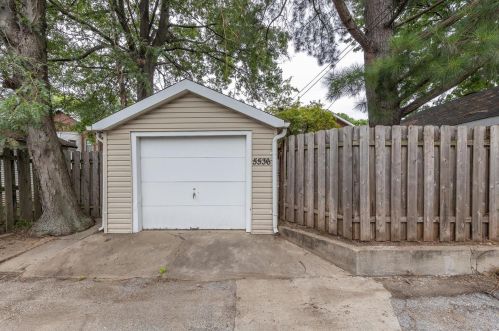 5536 Devonshire Ave, Saint Louis MO 63109-2863 exterior